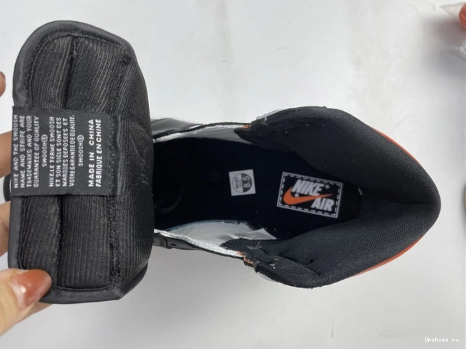 Electro Orange 1 555088-180 Air High Jordan Retro 0425